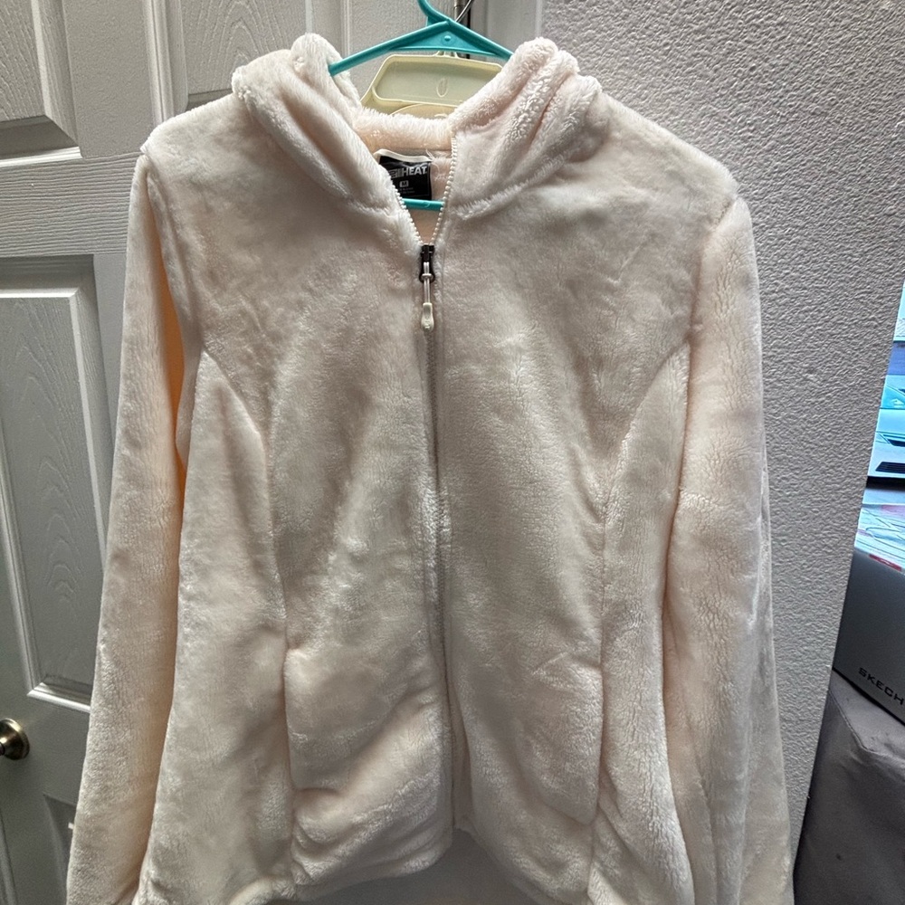 Cozy Cream Fleece Zip-Up Hoodie
